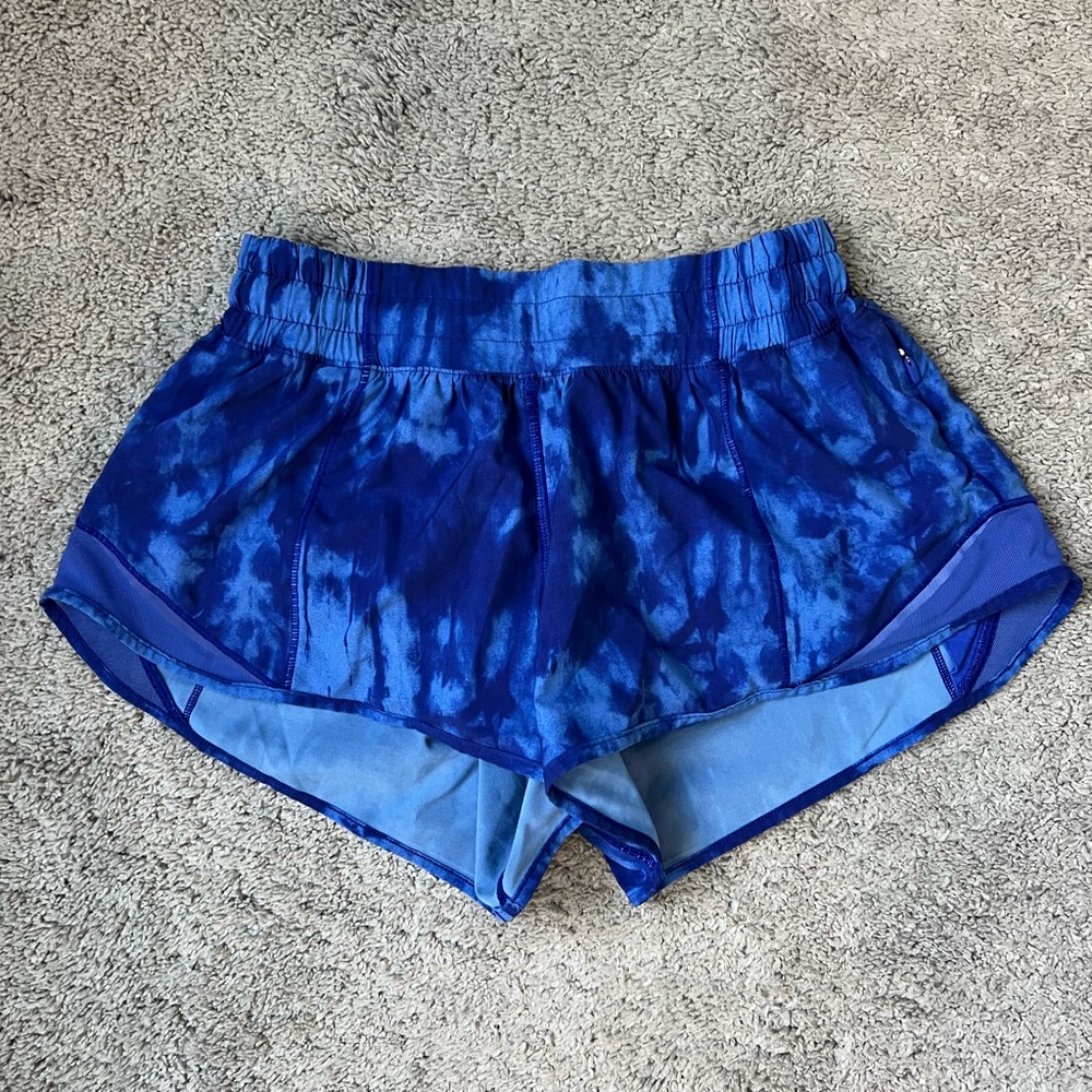Lululemon Hotty Hot Shorts 2.5”